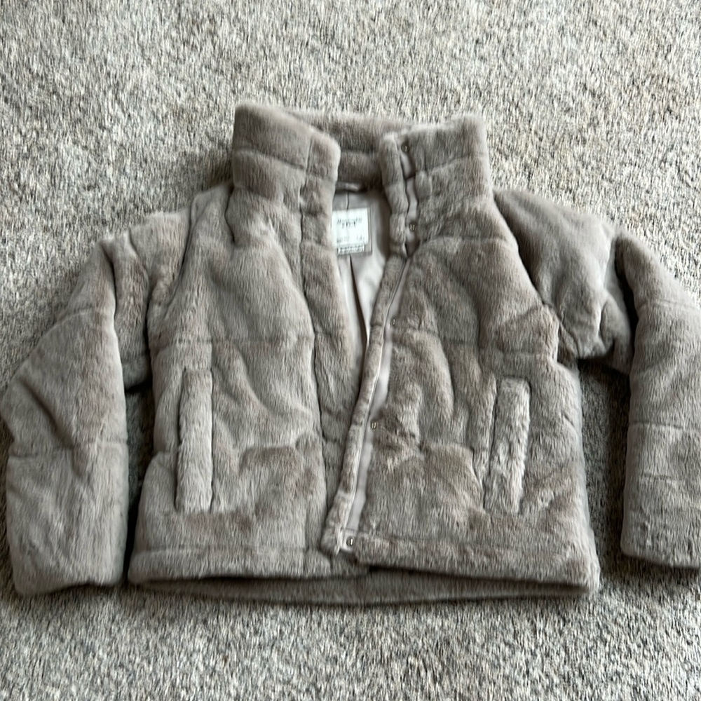 Abercrombie & Fitch faux fur puffer jacket